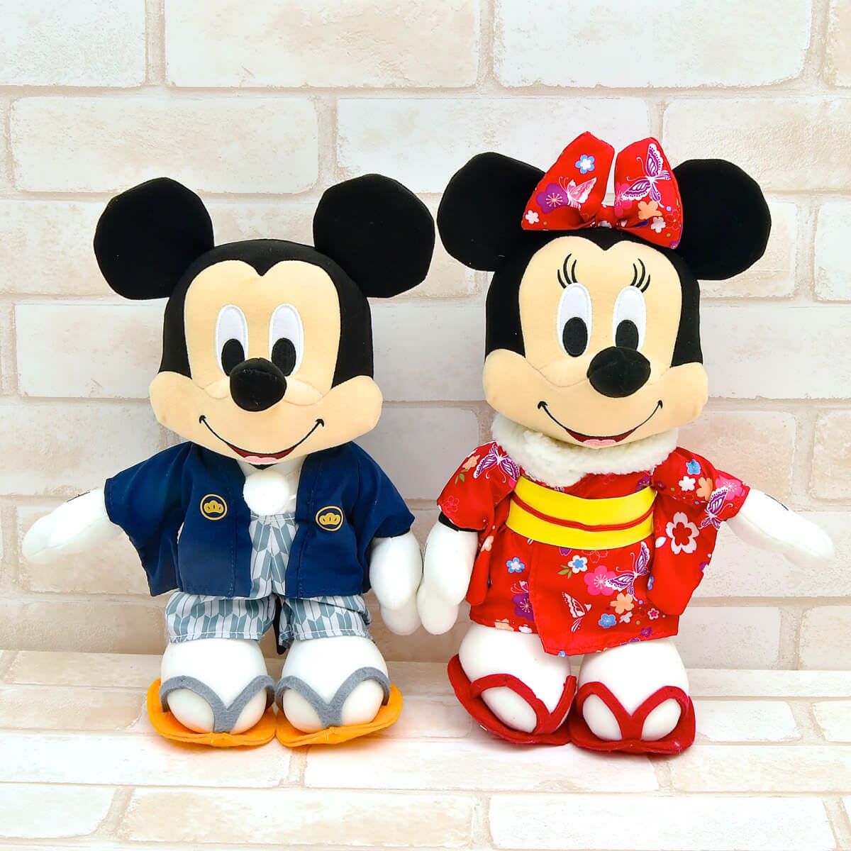 絕版 DISNEY Mickey Mouse & Minnie Mouse 米奇&米尼 新年服裝 公仔一對