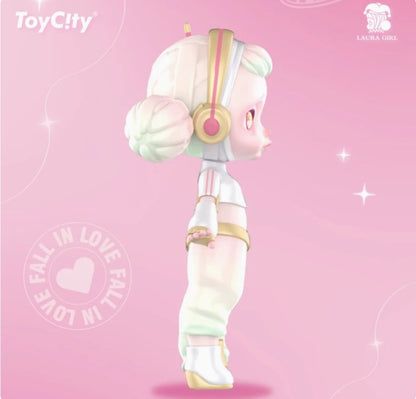 現貨 TOY CITY LAURA GIRL 150%  勞拉怦然心動150%